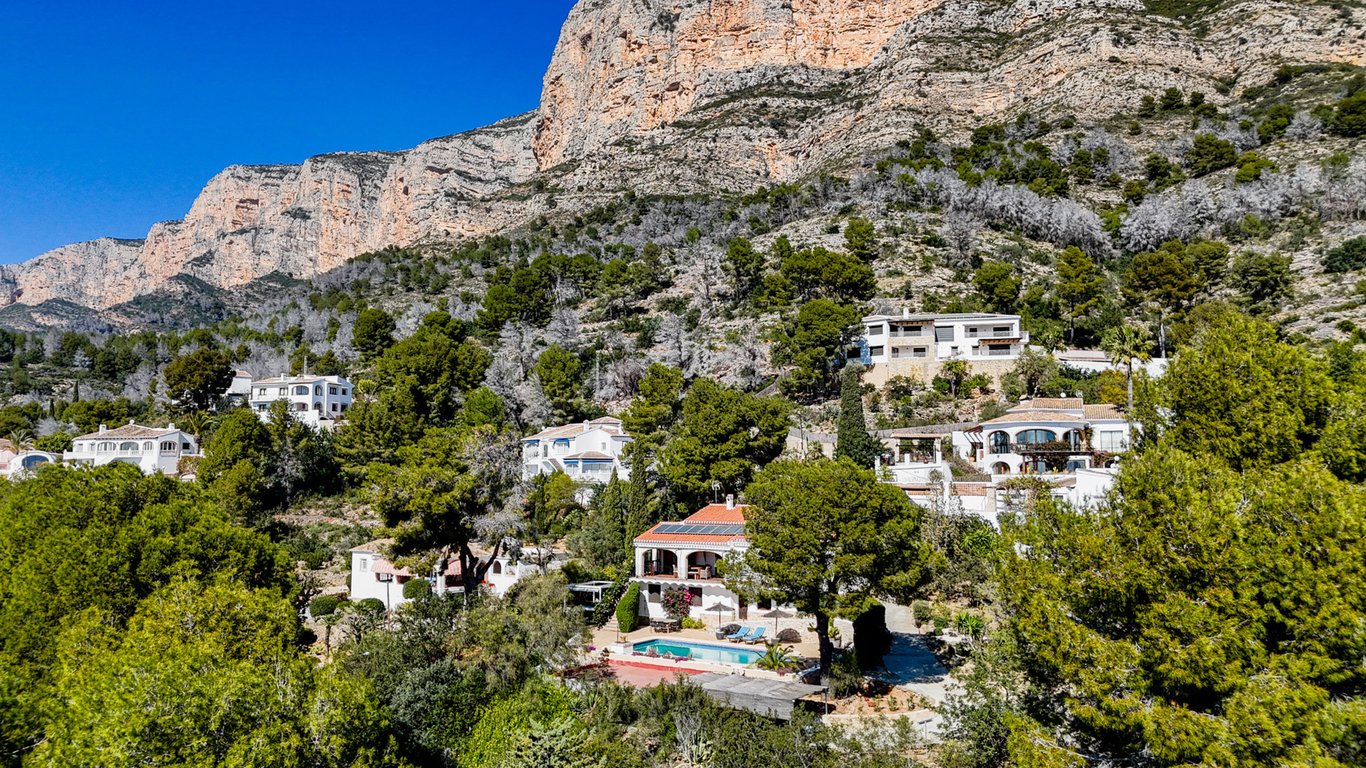 4-bed Villa in Jávea / Xàbia photo 4