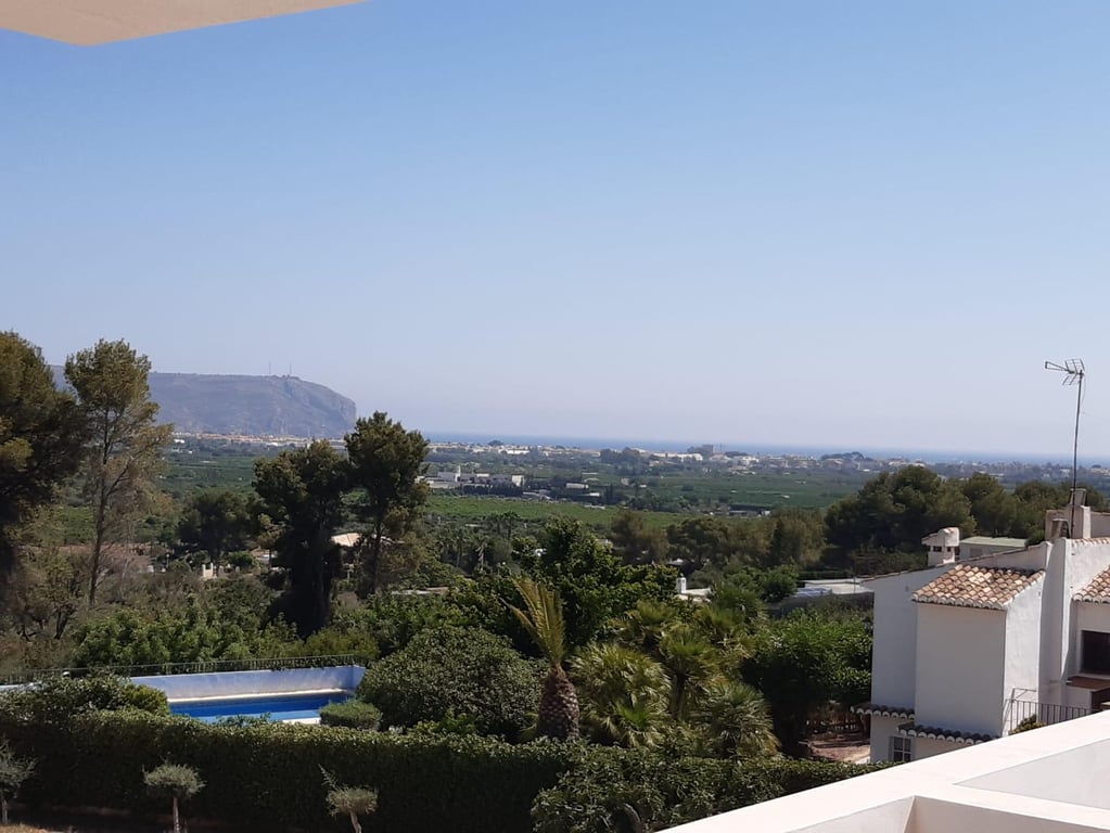 Obra nueva con vistas al Montgo y al mar - 8