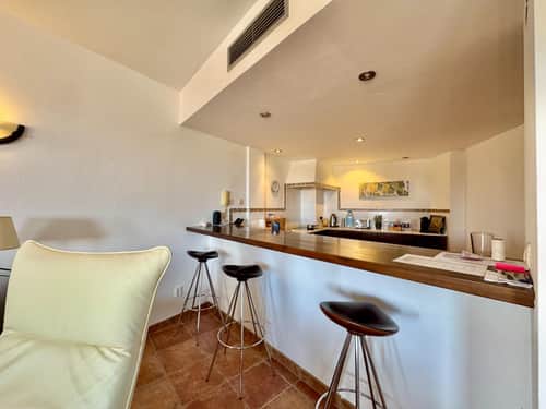 Ruim appartement met 2 slaapkamers, overdekt terras en zwembad in Punta Prima, Torrevieja — foto 16