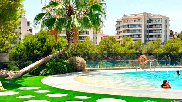 Appartement met 2 slaapkamers in Orihuela Costa
