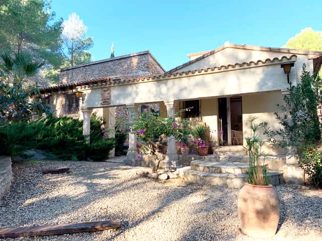 Finca mit Garage in Pedreguer, 4 Schlafz., 308m²