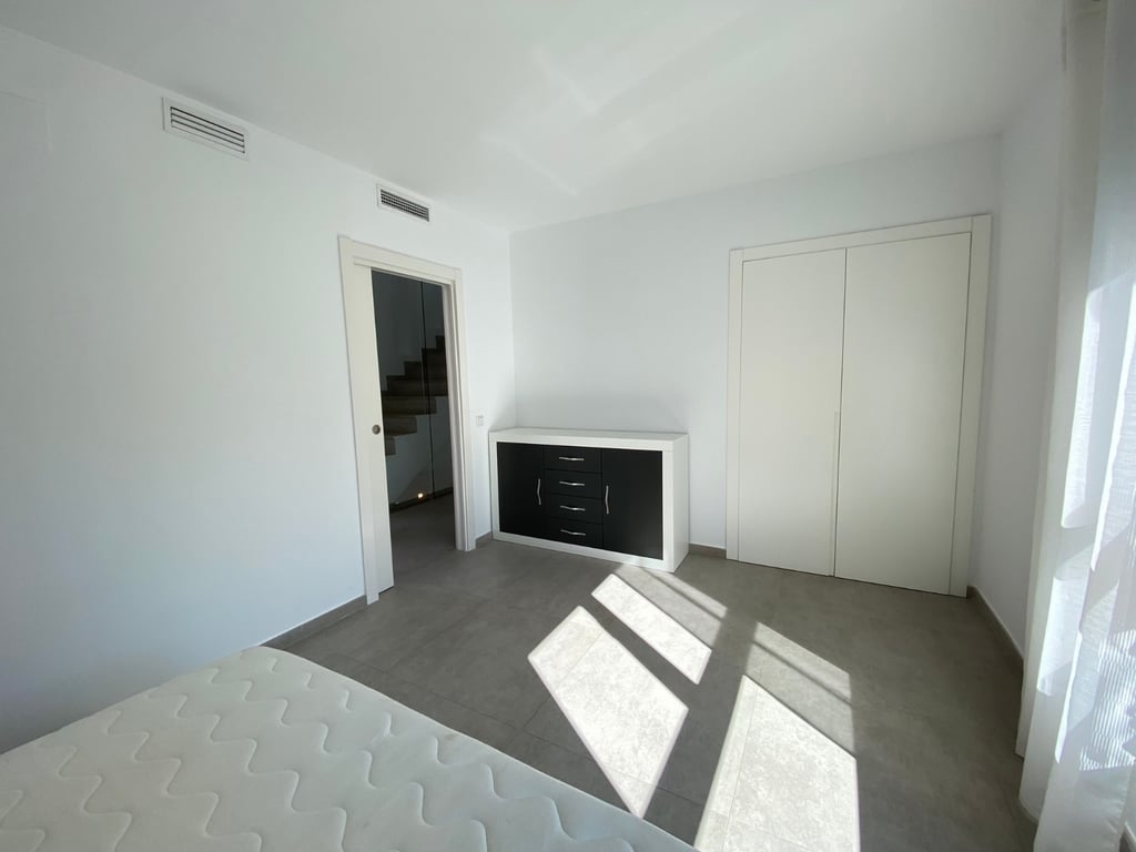 Property #RH20371 - 24