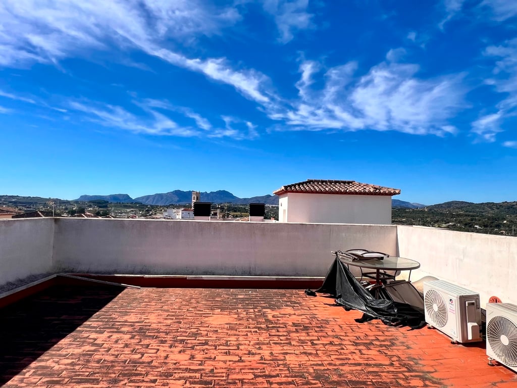 Property #RH21274 - 18