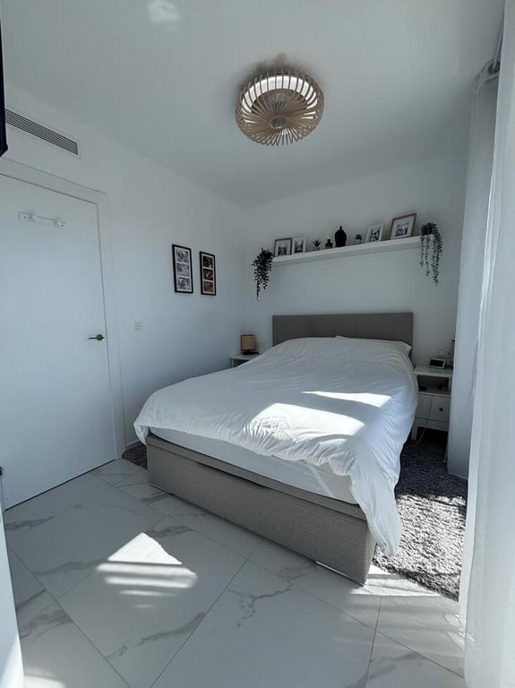 Property #RH21342 - 27