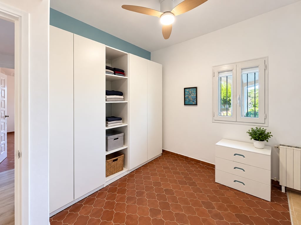 4-bed Villa in Jávea photo 11