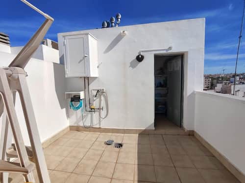 Penthouse met 3 slaapkamers, solarium en frontaal zeezicht aan de boulevard van Torrevieja — foto 33