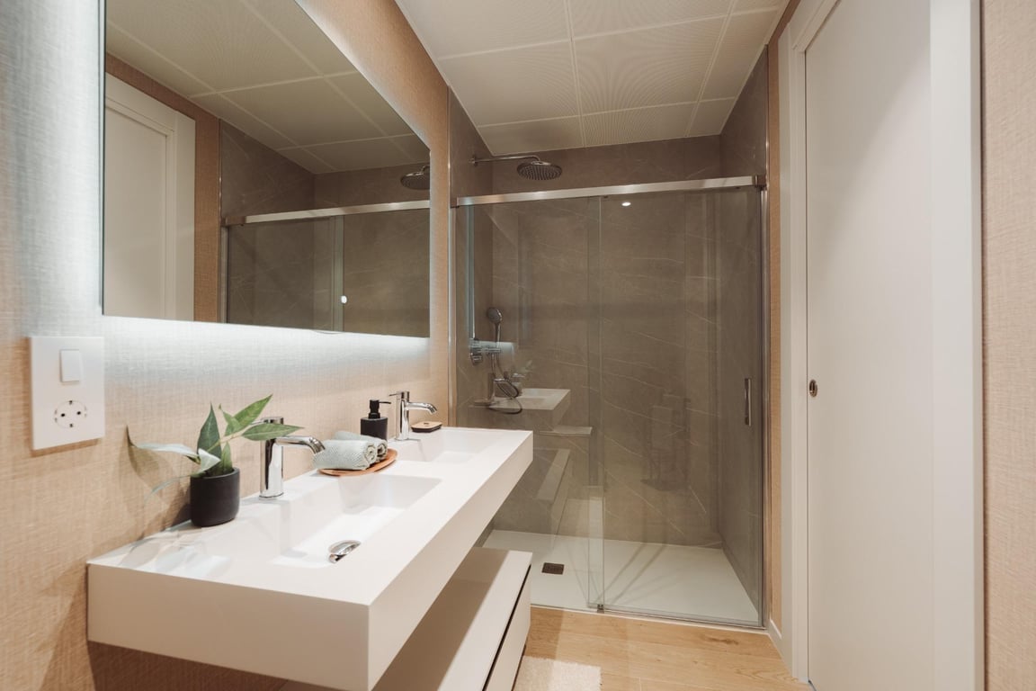 Property #RH21336 - 26