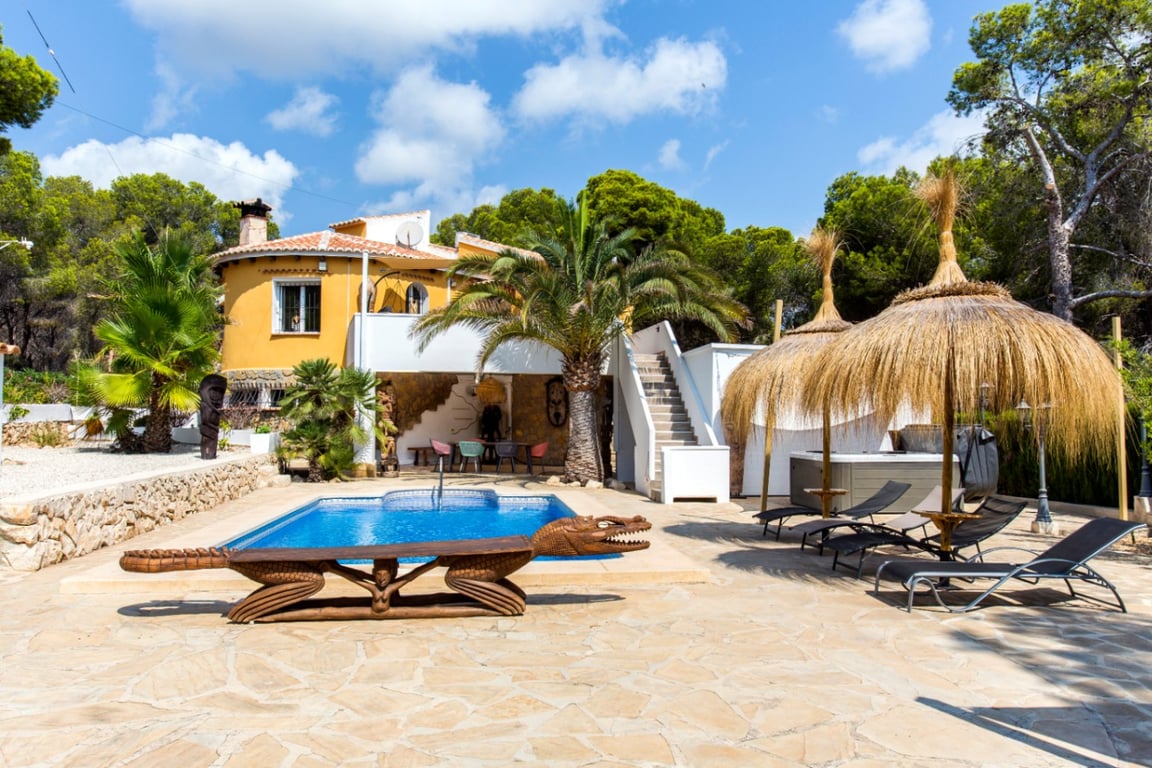 Interesante villa en gran parcela en venta en Benissa costa - 3