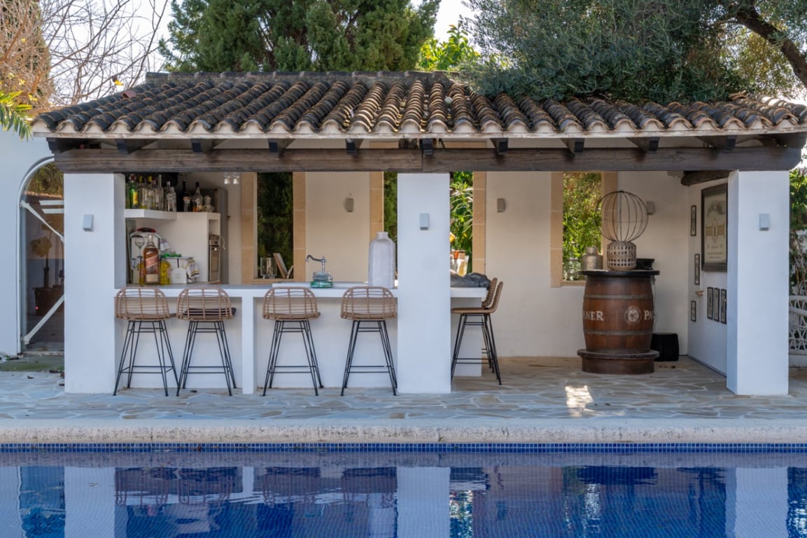 Exclusiva finca completamente reformada con gran parcela de 11.367 m2 - 5