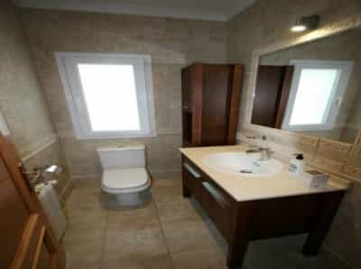 Property R4681000