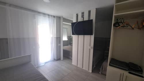 Gerenoveerd appartement met 3 zelfstandige studio's op 50 meter van het strand, Torrevieja — foto 7