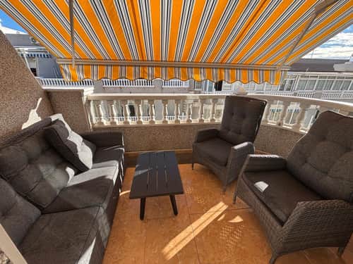 Ruim penthouse-appartement met lift in het hart van Torrevieja — foto 12