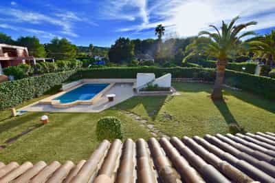 Property R4128928 1