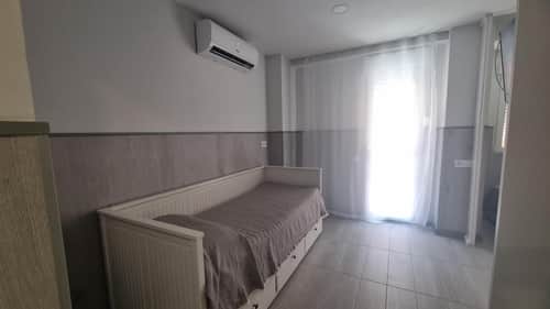 Gerenoveerd appartement met 3 zelfstandige studio's op 50 meter van het strand, Torrevieja — foto 8