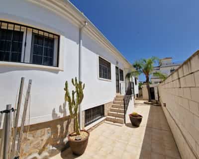 Villa in El Oasis, San Fulgencio, La Marina - 3