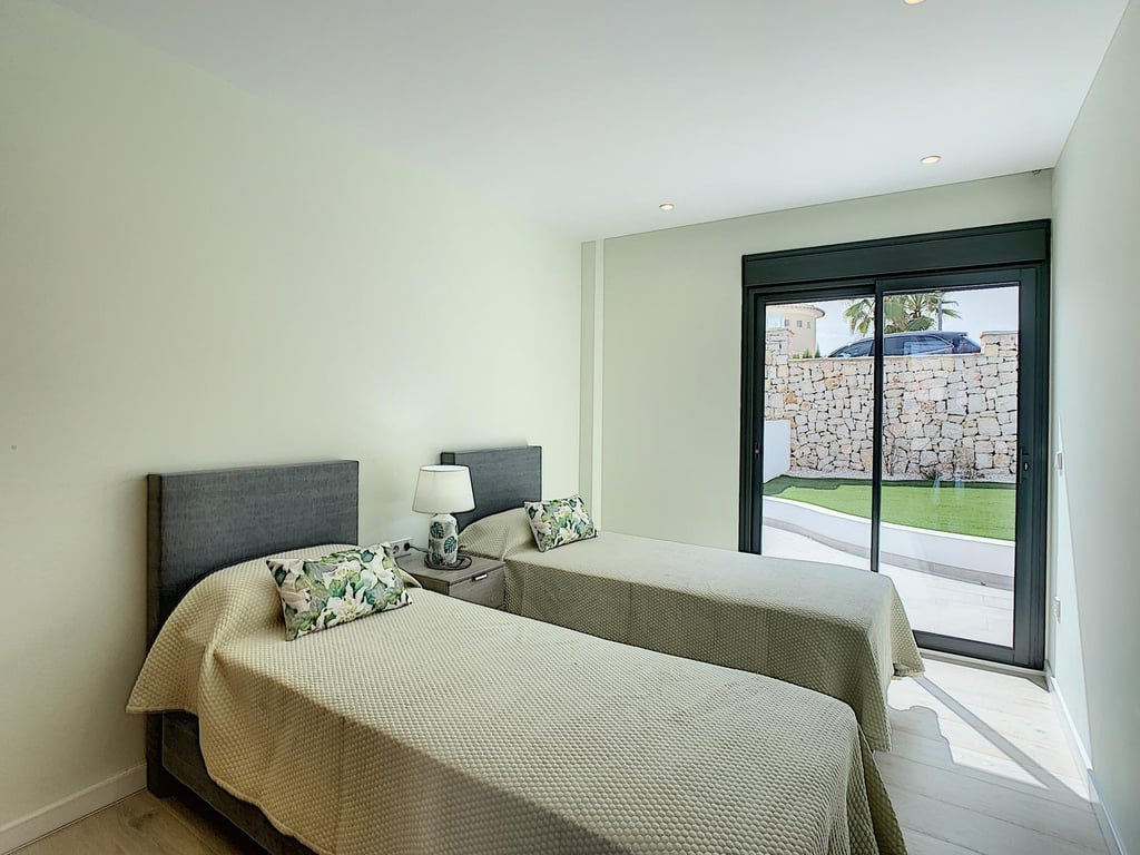 Lujosa villa en Cumbre del Sol - 24