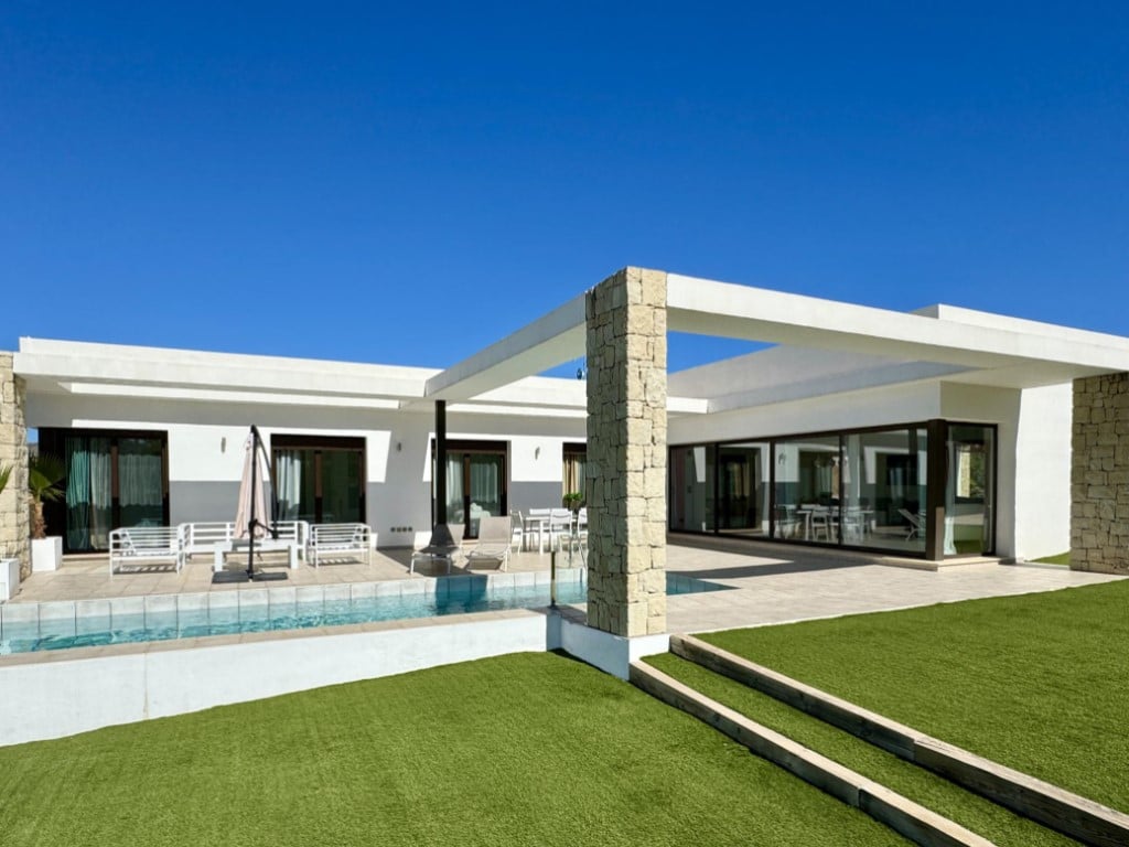 Villa de plain-pied de 5 chambres avec vue sur Montgó à Jávea