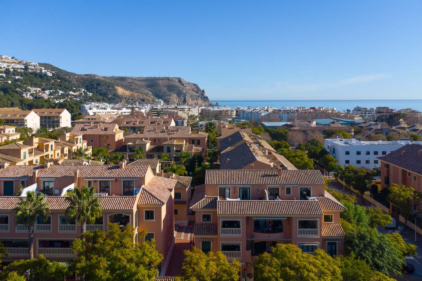 Floridamar — Elegant 3‑Bedroom Apartment near Jávea Port