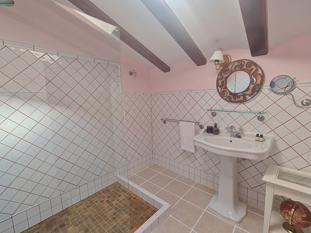 OPORTUNITAT D'INVERSIÓ ÚNICA: HOTEL BOUTIQUE DE BENESTAR DE LLUXE NOMÉS PER A ADULTS | SPA PRIVAT DE COVES | BENIALÍ, VALL DE GALLINERA | ALT RENDA GARANTIDA - 52