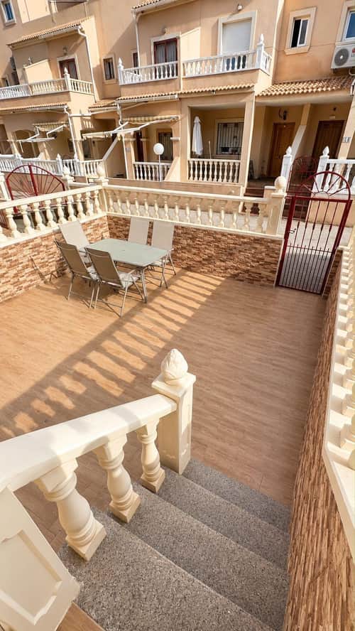Rijwoning met 3 slaapkamers in Orihuela Costa — foto 18