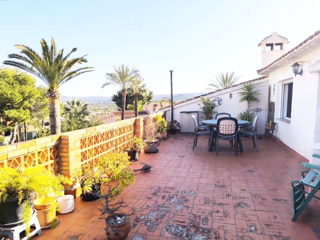 Villa en venta en el corazón del casco antiguo de Jávea con vistas al mar y parcela privada - 44