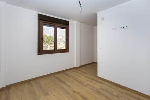 Nieuwbouwbungalow met solarium en zonnepanelen in Hondón de las Nieves — foto 21