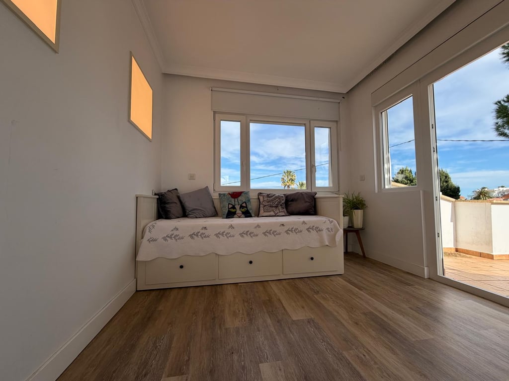 Chalet en venta en Playa Marinas, Denia: 4 habitaciones y piscina privada. - 51