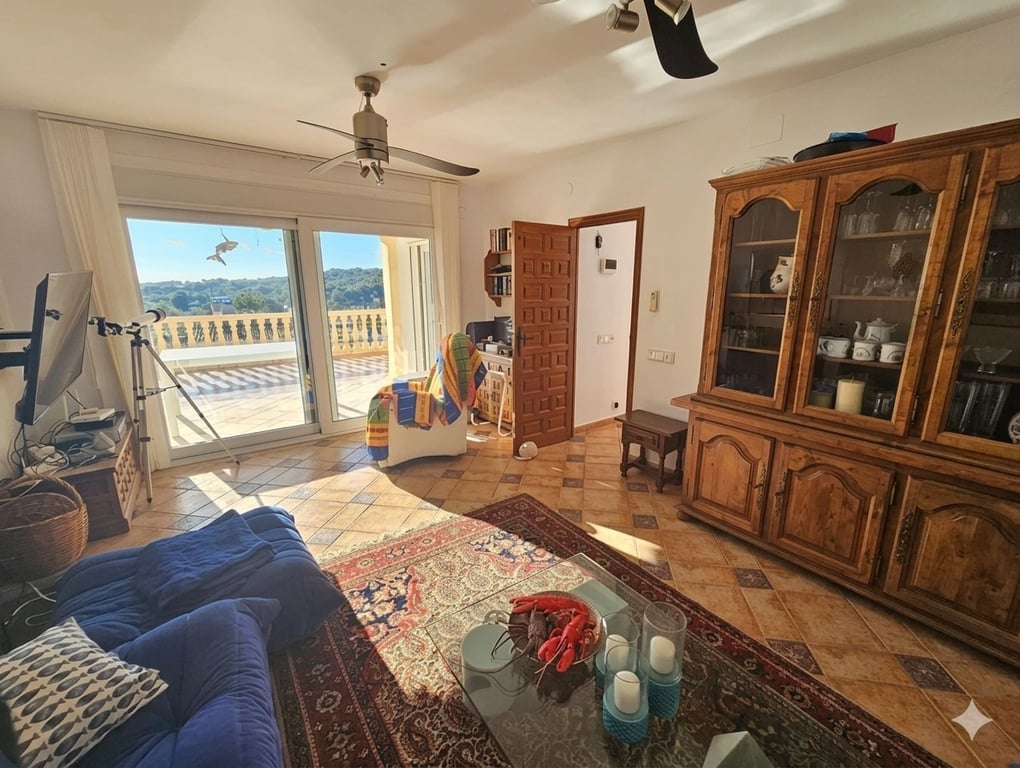4-bed Villa in Moraira photo 3