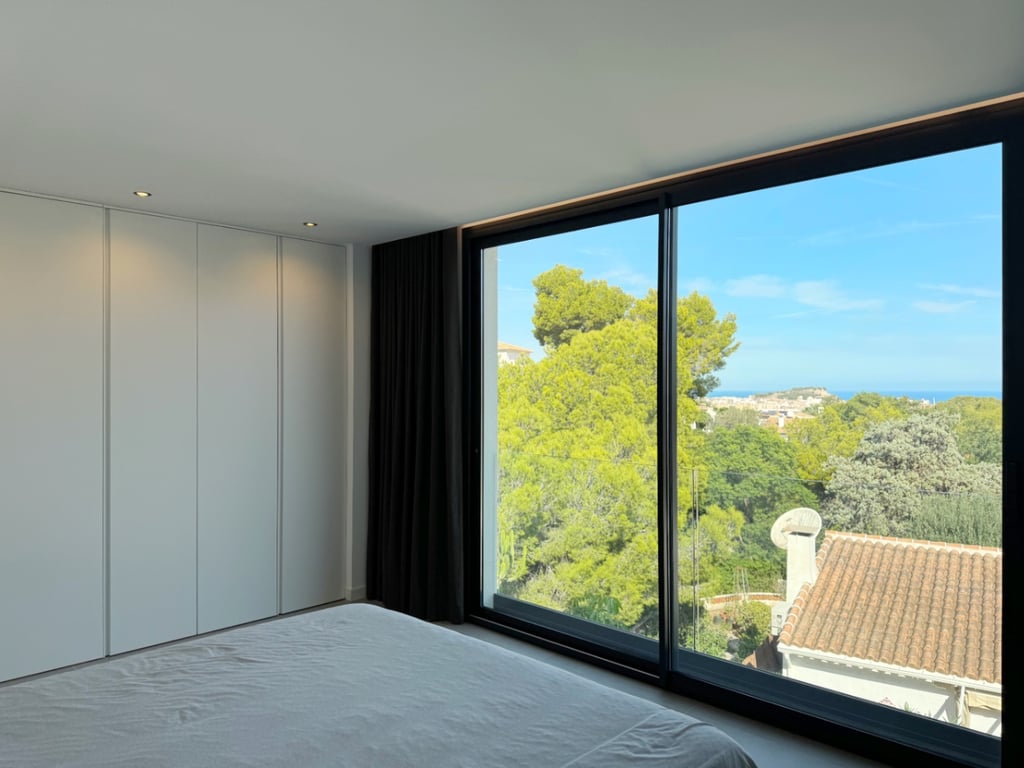 Chalet con vistas al Montgó, eficiencia energética A y piscina climatizada – Denia - 17