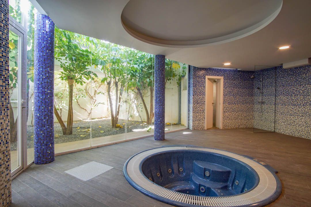 Property #RH21270 - 8