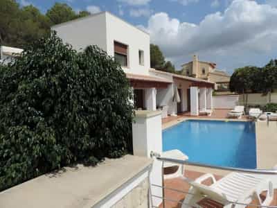 Property R4411261