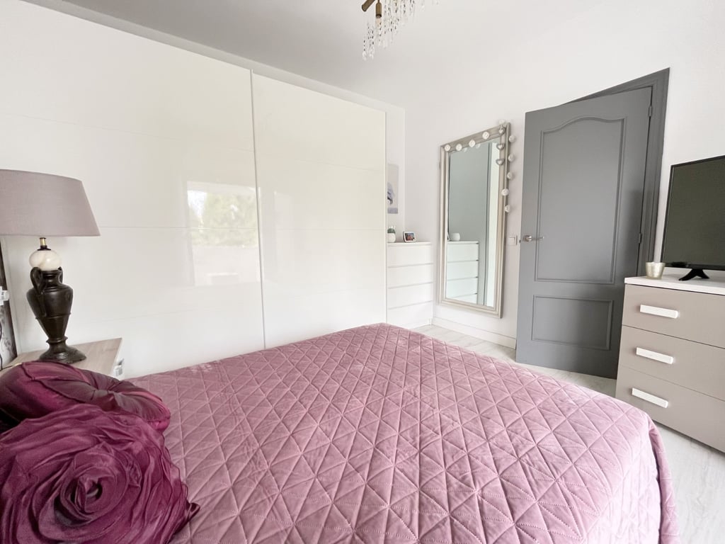 Property #RH20363 - 20