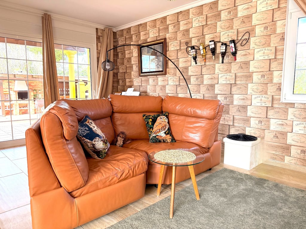 Property #RH21183 - 6