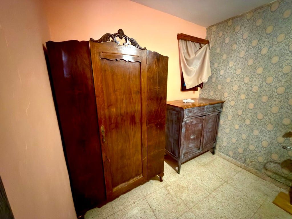 Property #RH21344 - 16