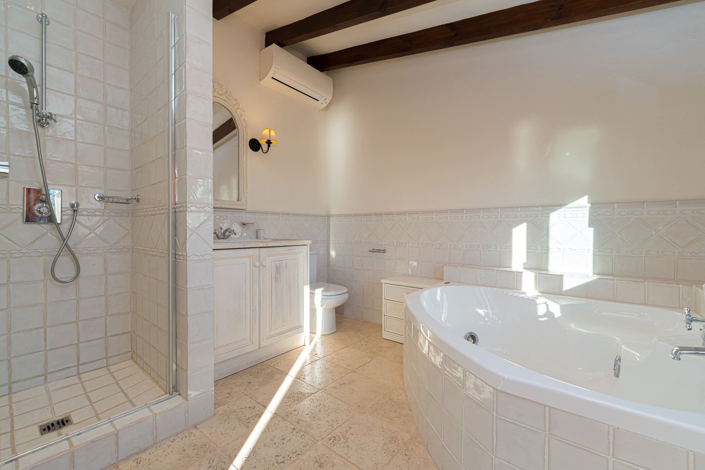 South-facing Mediterranean Villa in El Portet, Moraira