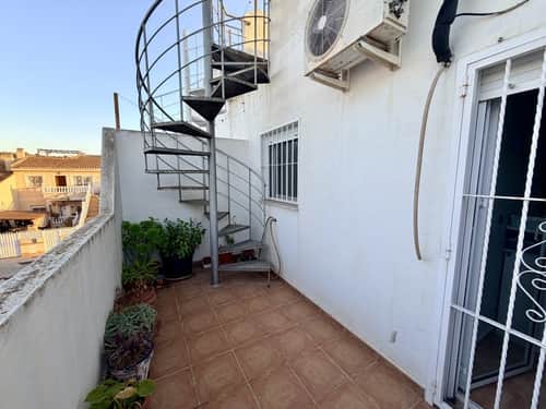 Rijwoning met 3 slaapkamers in Formentera del Segura — foto 23