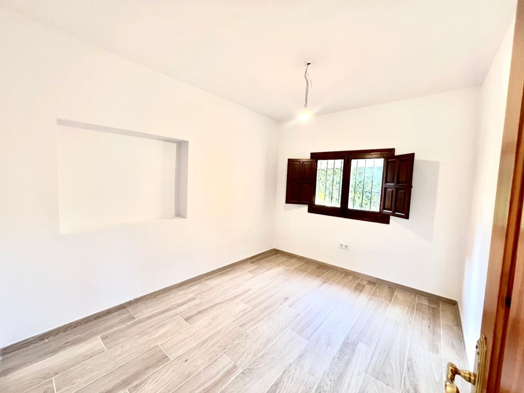 Villa rustica reformada en Jávea cerca de la playa del arenal - 11