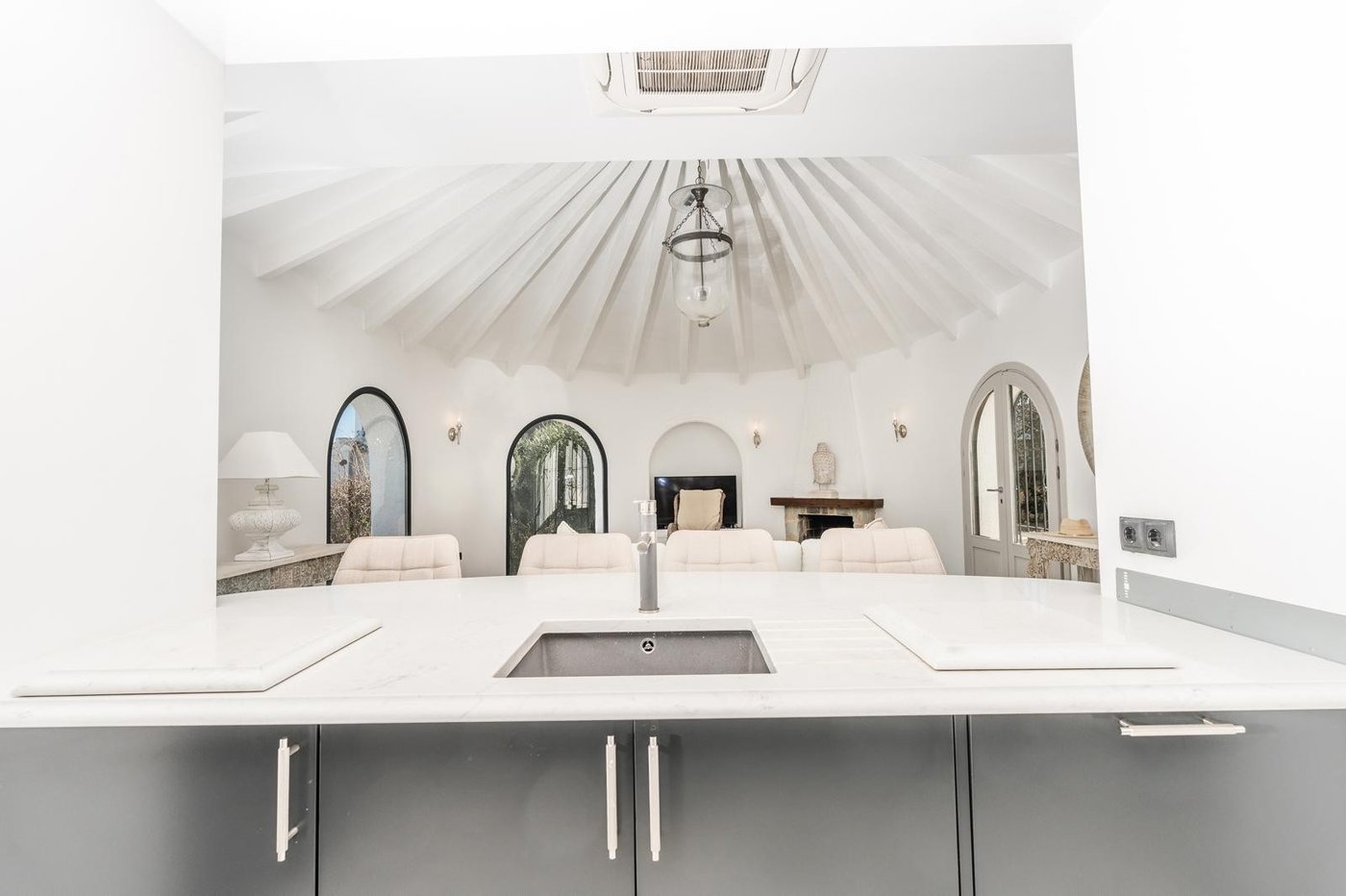 Luxury villa in Balcón al Mar, Jávea — 5 bed · 5 bath · €1,395,000
