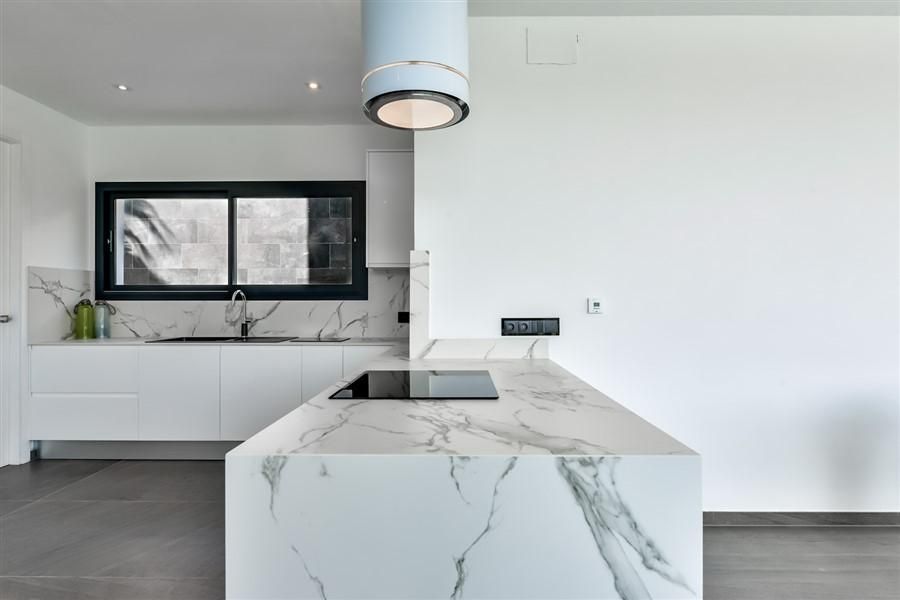 Property #RH20613 - 8