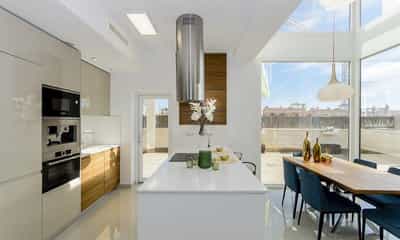 Property #VZM212 - 3