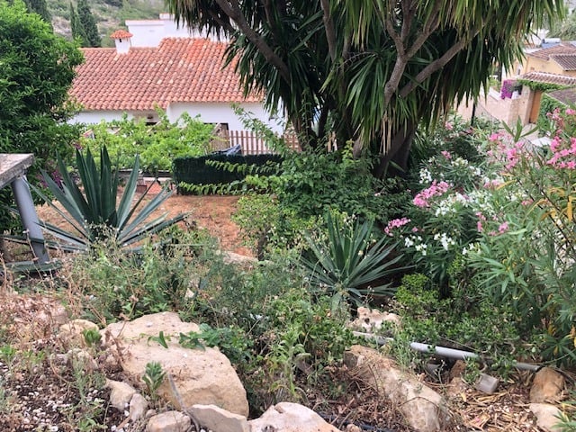 Chalet en venta en Denia, Zona Montgó: 4 habitaciones, piscina privada - 59