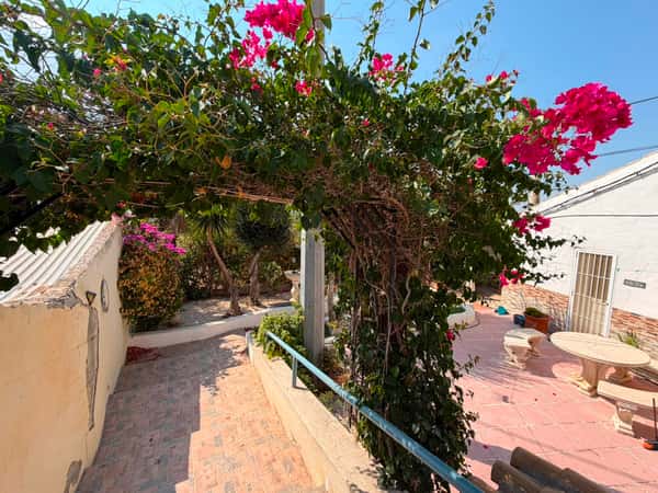 Villa met 5 slaapkamers in Orihuela