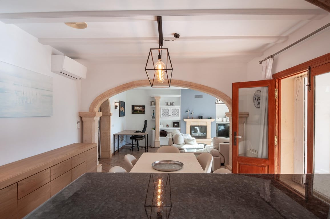 Property #RH21192 - 12