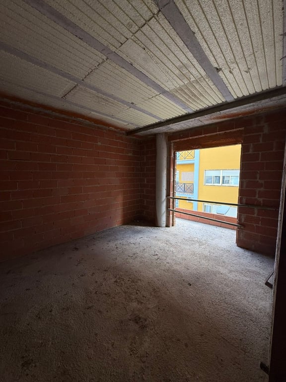 Property #RH21182 - 9