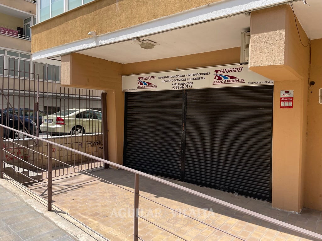 LOCAL COMERCIAL DE 41 M² UTILES - 10