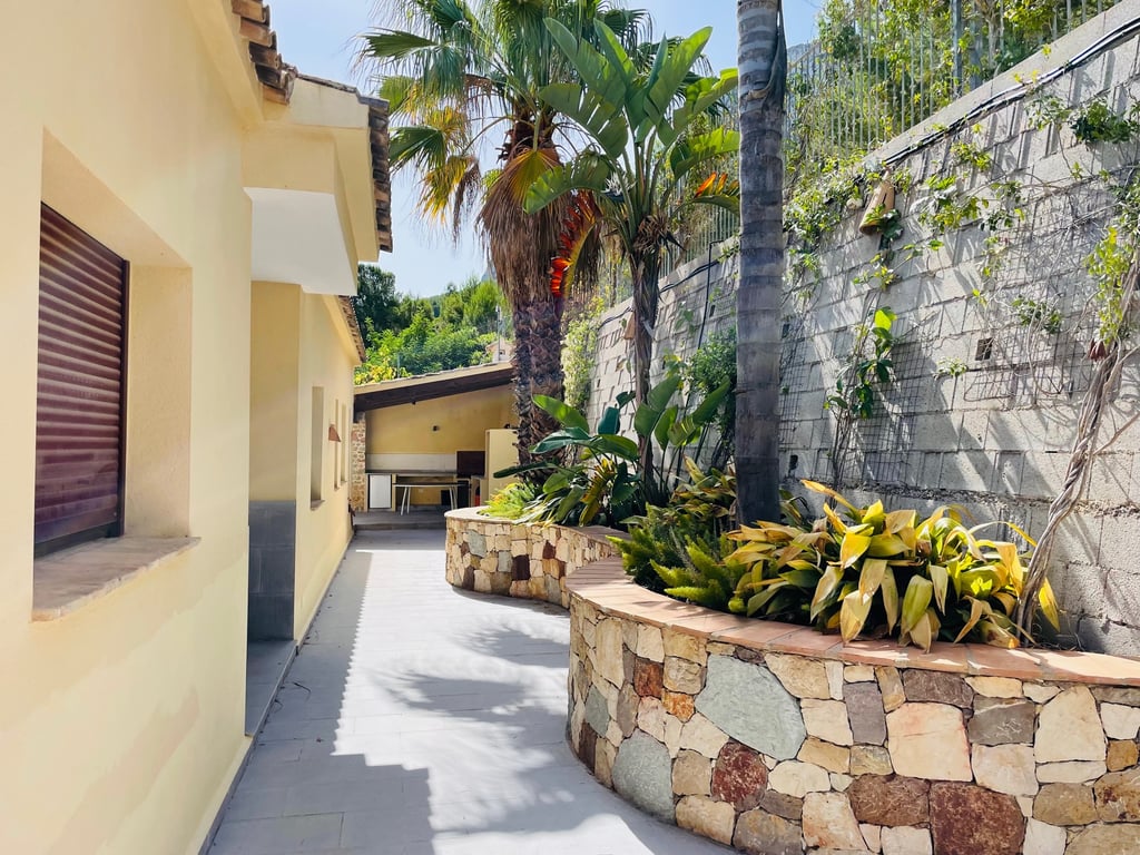 Denia. Villa de lujo con vistas maravillosas al mar, en venta - 39