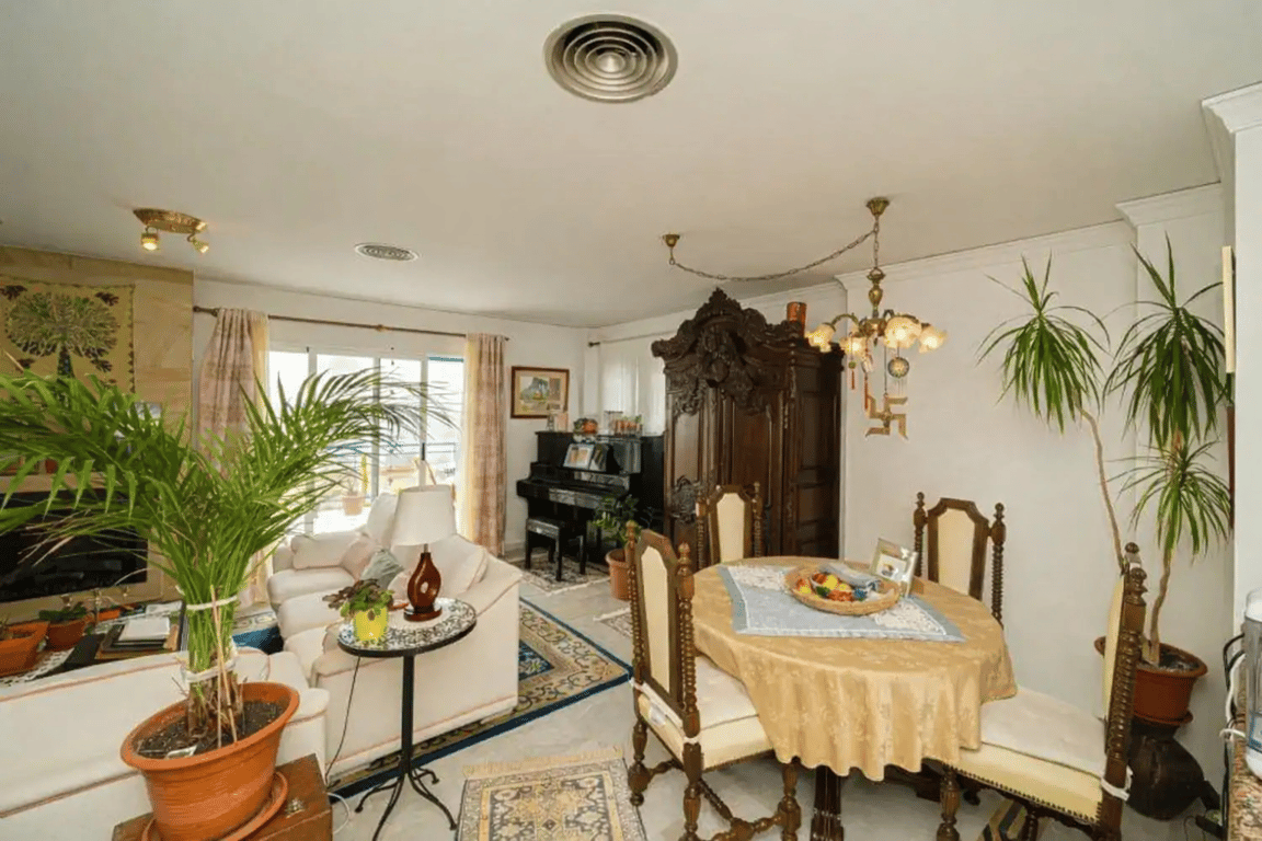 Property #RH21277 - 3