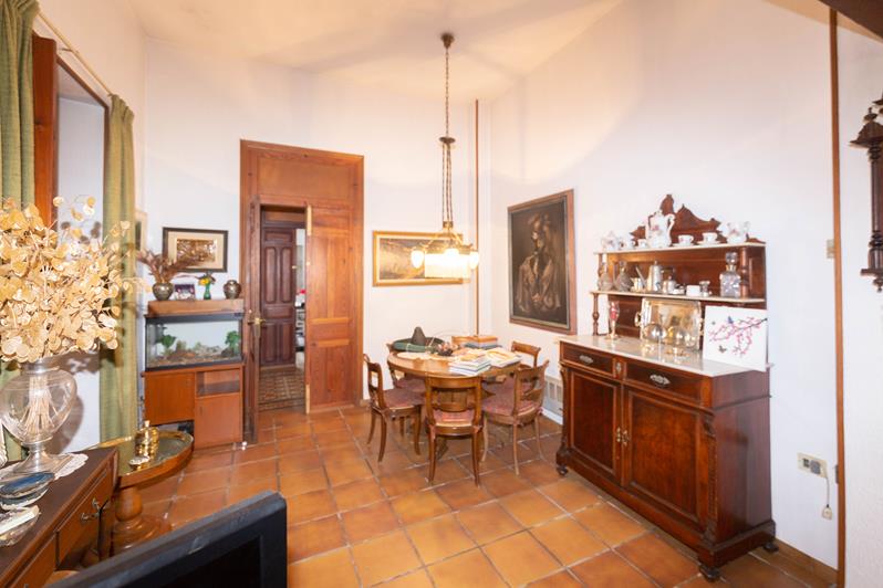 Venta Parcela urbana y Chalet - 16