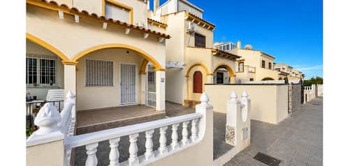 Rijwoning met 2 slaapkamers in Orihuela Costa — foto 5
