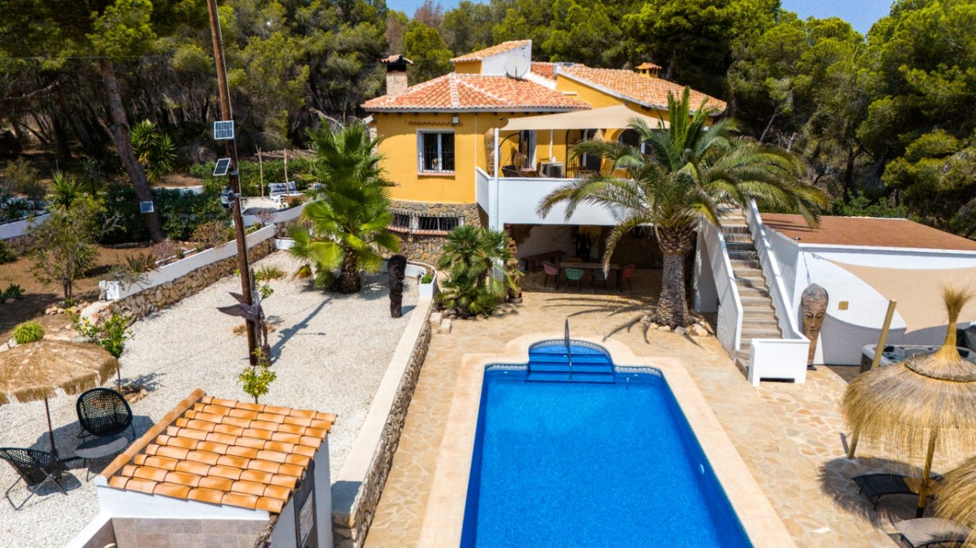 Interesante villa en gran parcela en venta en Benissa costa - 56